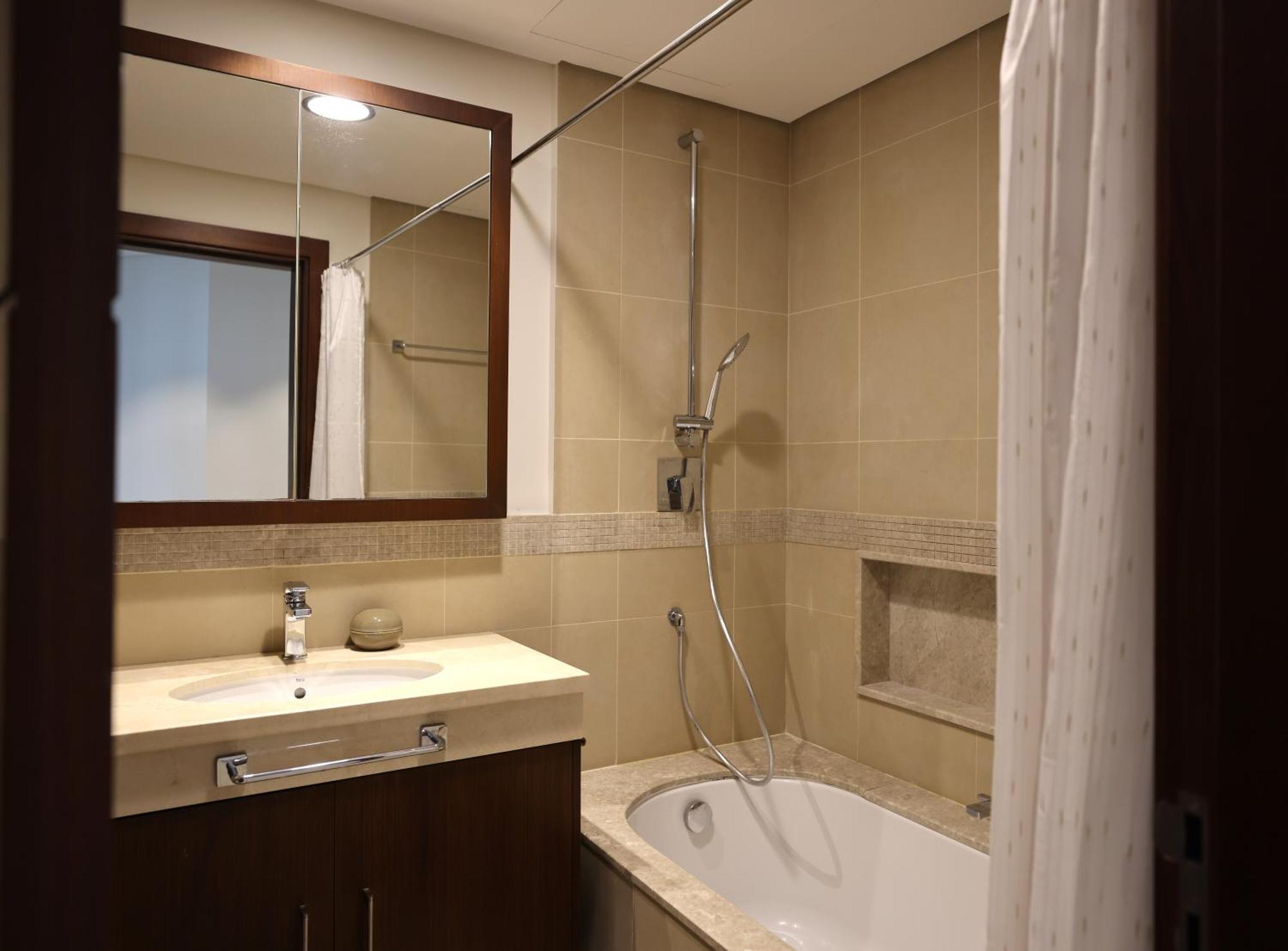 Apartment Elegant 1br Oasis Burj Vista Steps To Burj Khalifa - 11ab08 *