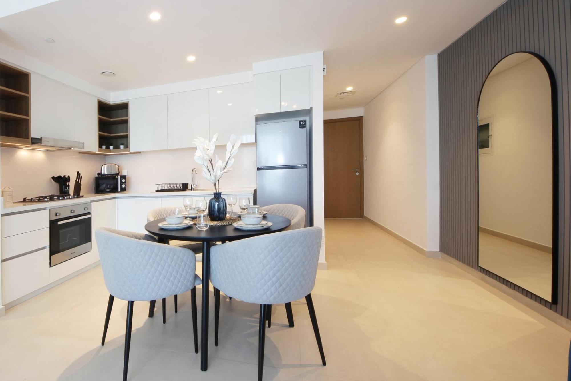 Apartment Rh- Live In Luxury, 01br With Spectacular View Dubai