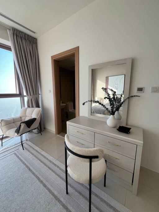 Apartment Amazing Burj And Sea View