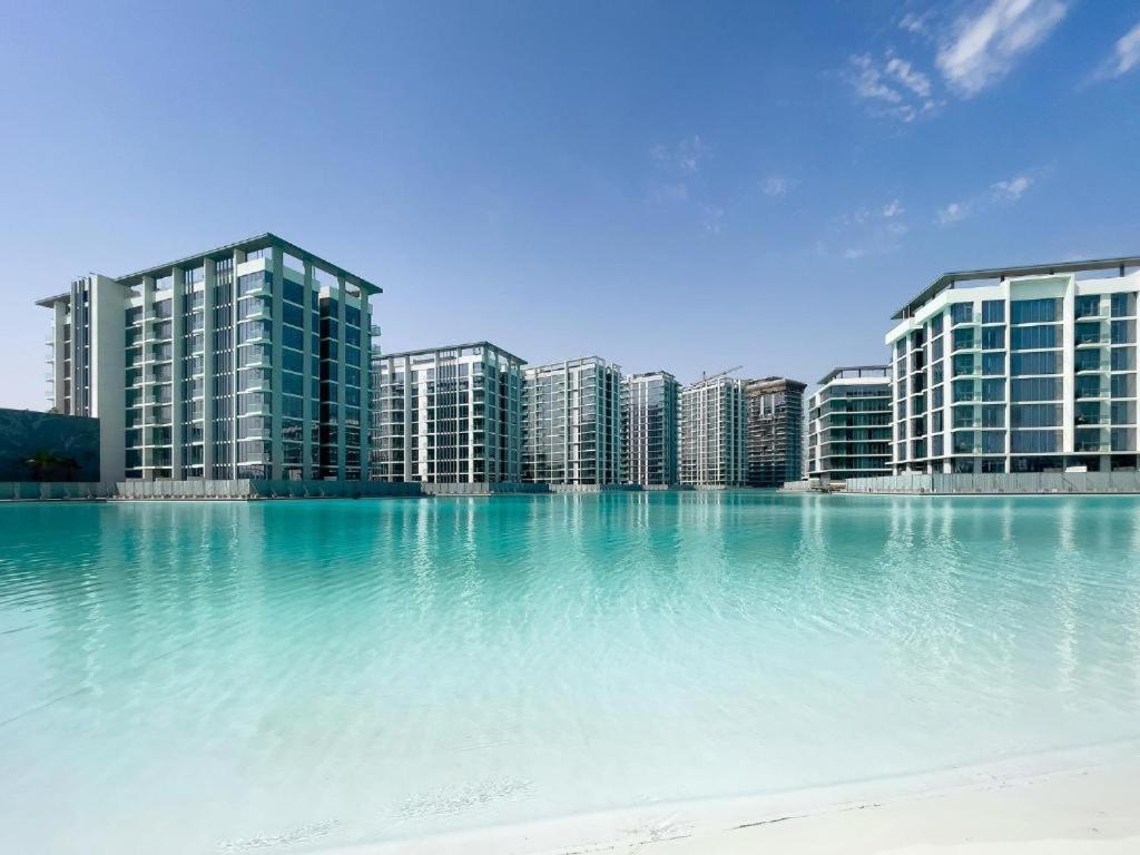 Manzil - 1br In Mbr With Lagoon Access & Burj View