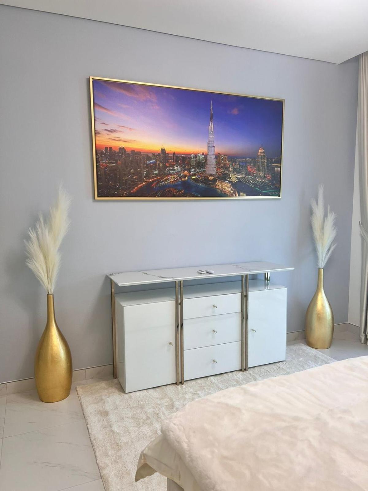 Manzil - 1br In Mbr With Lagoon Access & Burj View
