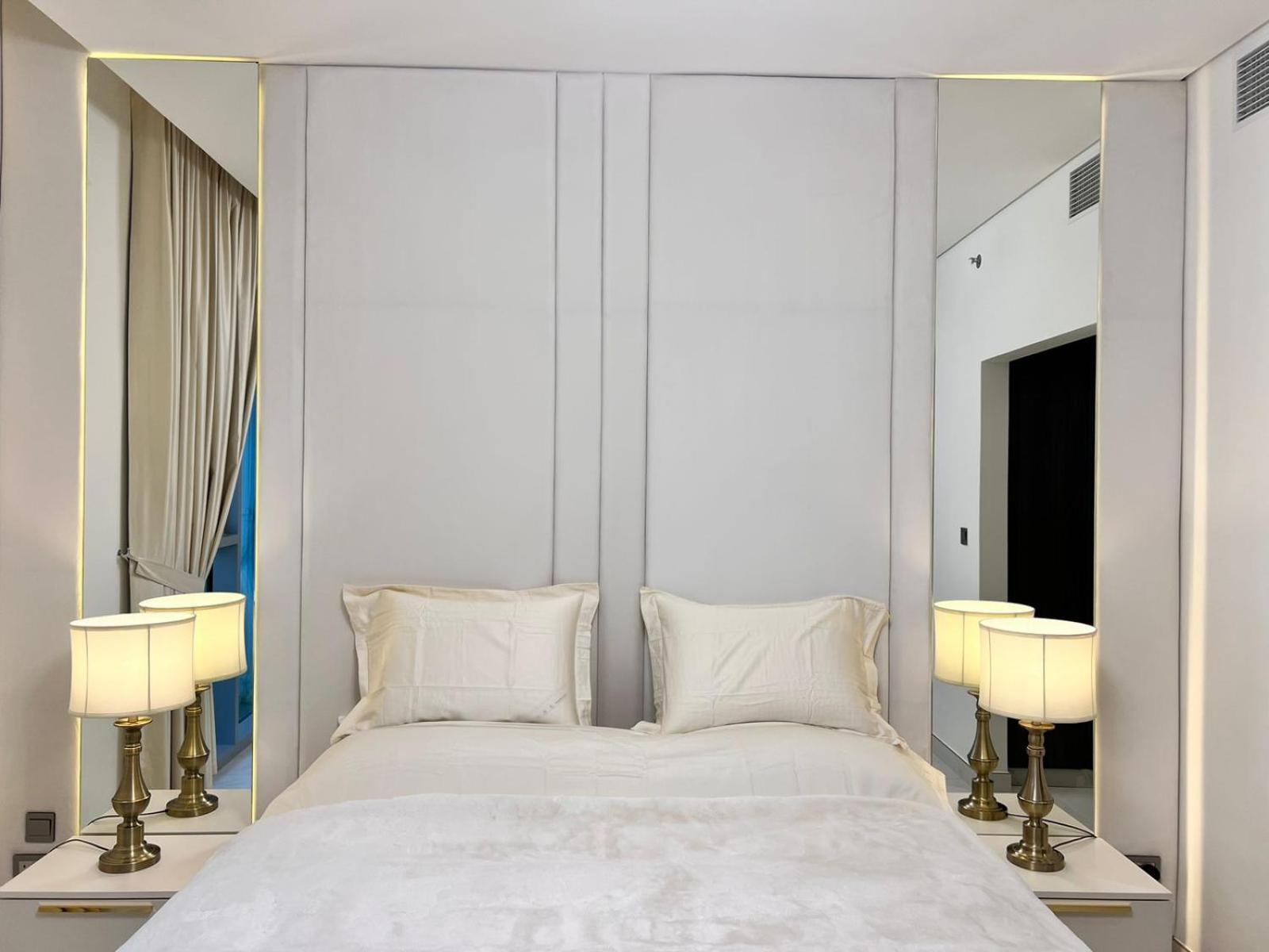Manzil - 1br In Mbr With Lagoon Access & Burj View Apartment
