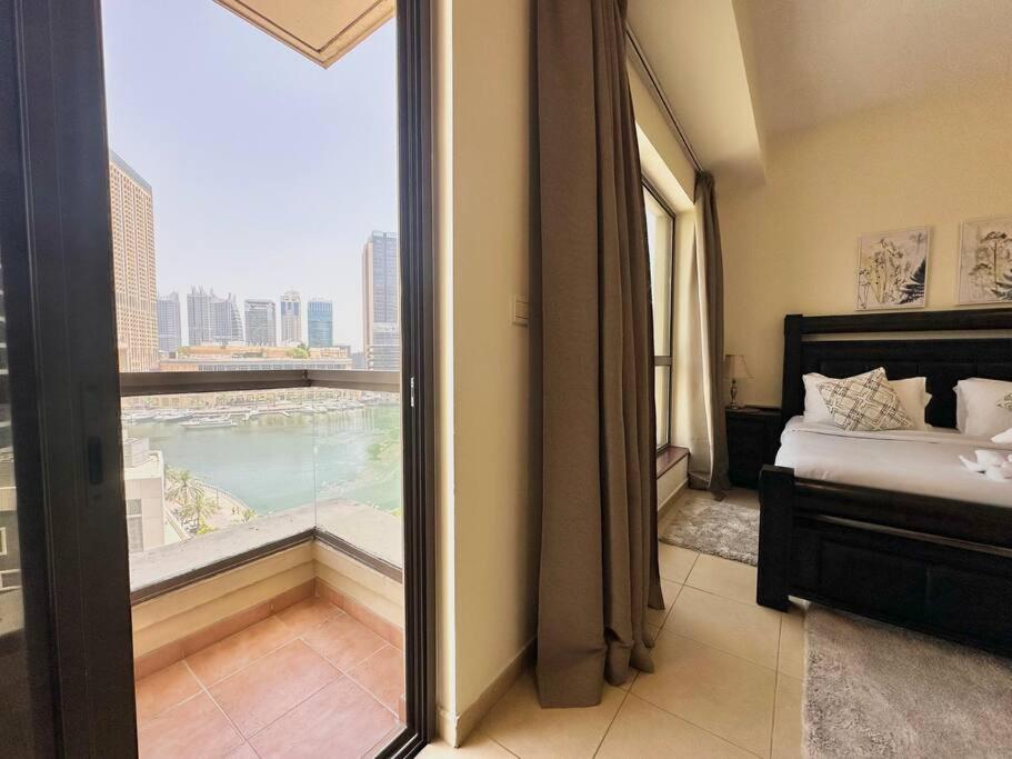 Stunning Marina Views - Sleeps 4 Dubai