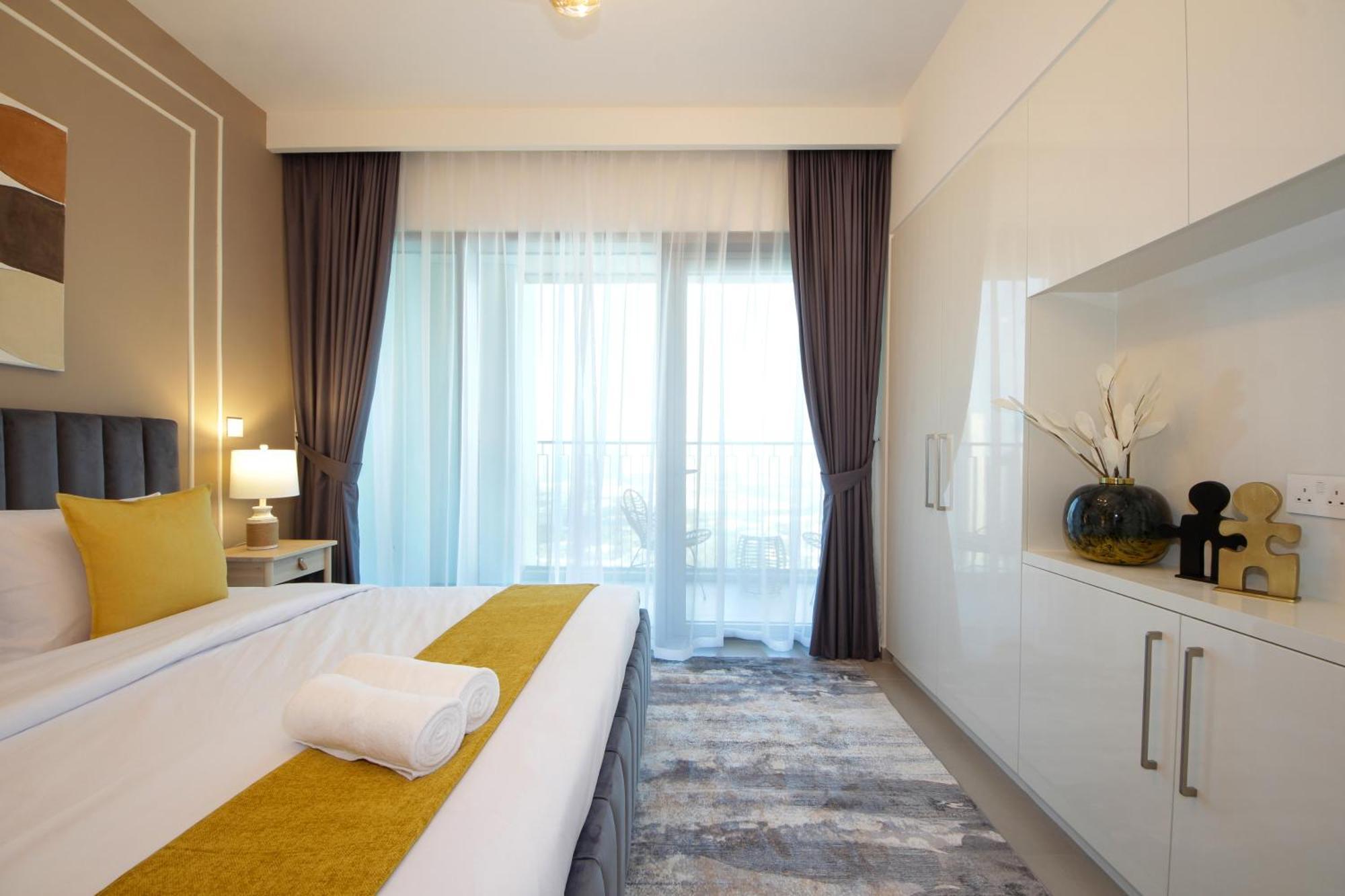 Apartment Rh -skyline Serenity, High-floor Oasis In Downtown, 8 Mins Walk To Burj Khalifa *