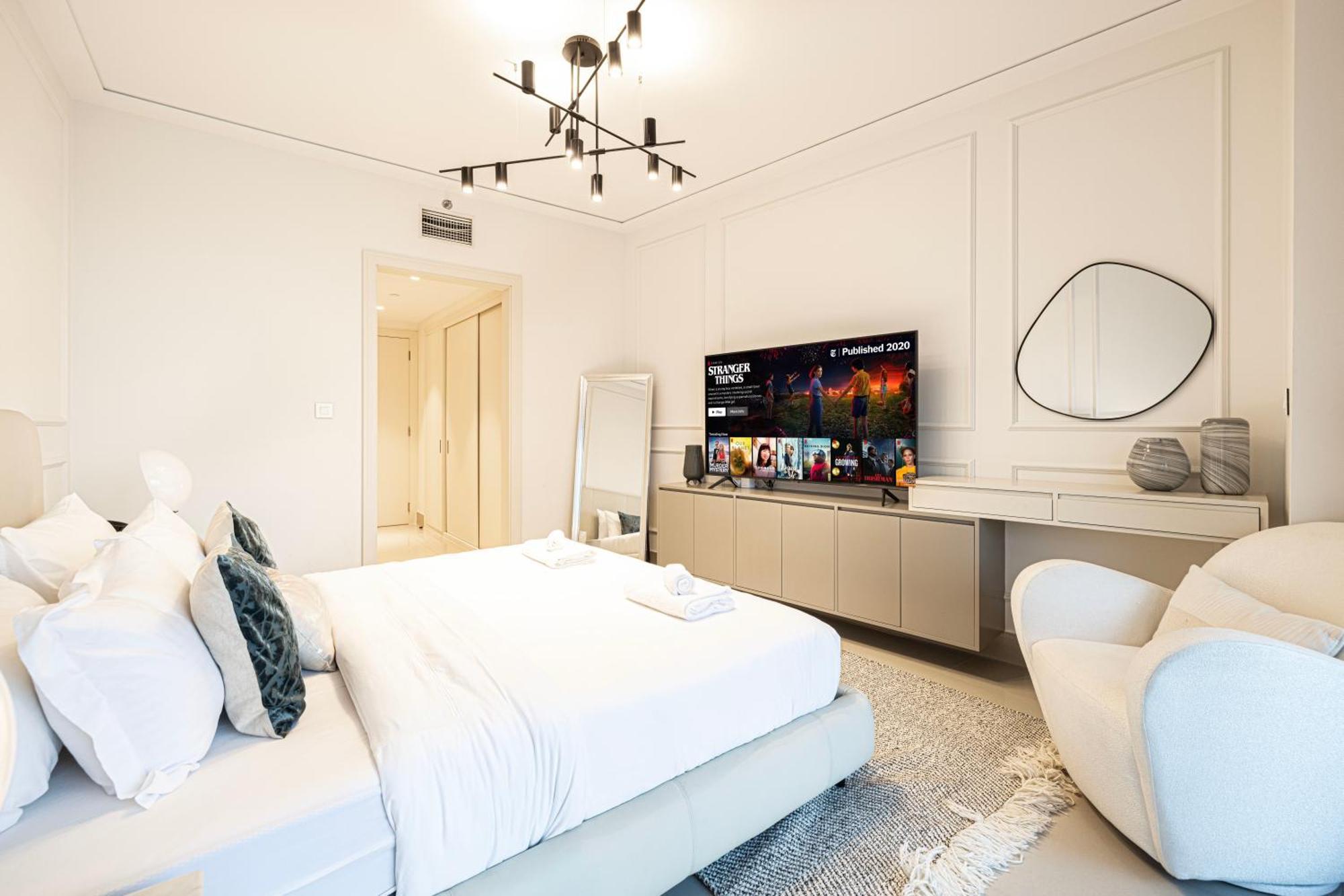 Apartment Stunning Burj & Fountain Views Luxury 2 Br