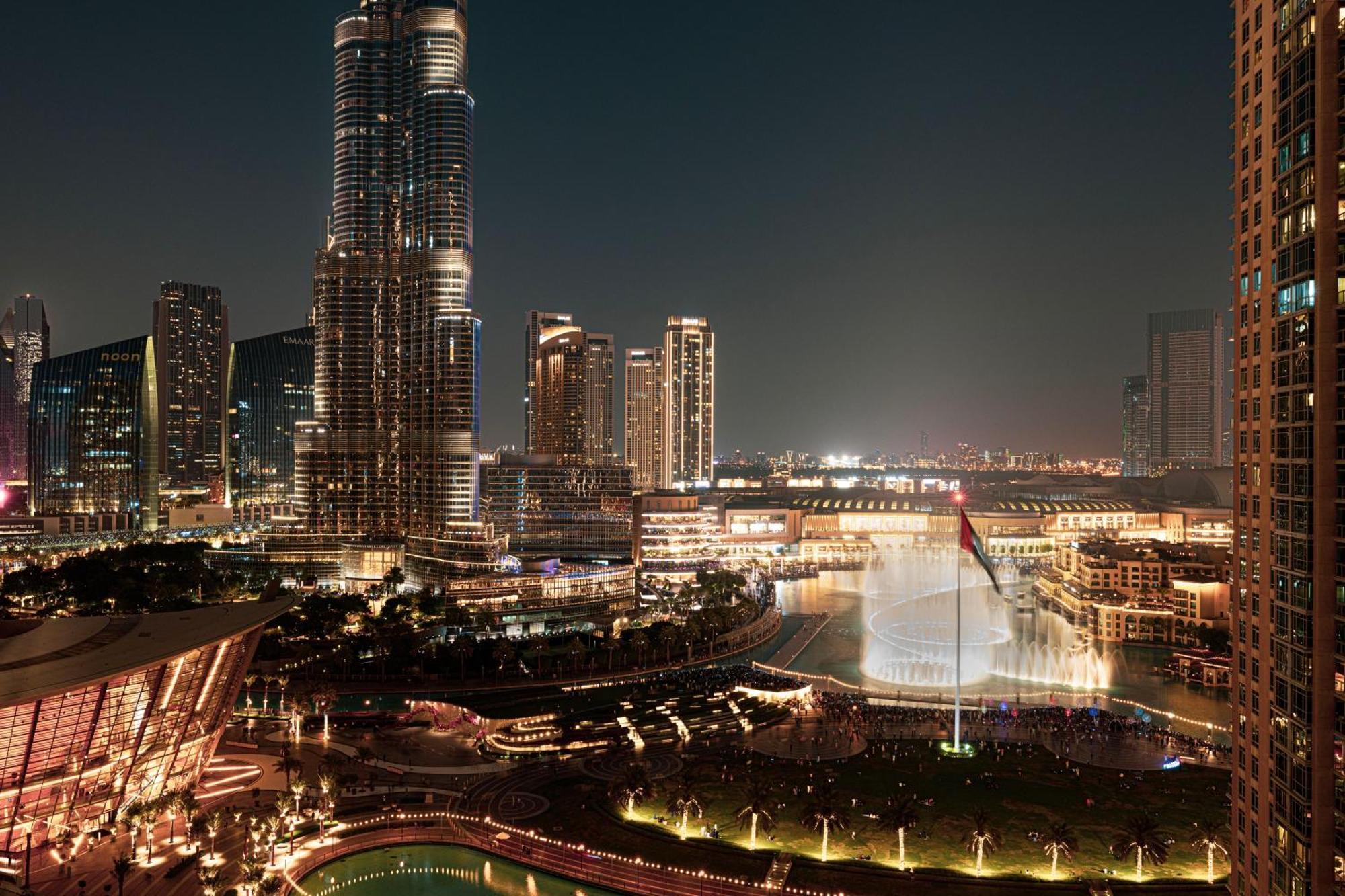 Stunning Burj & Fountain Views Luxury 2 Br