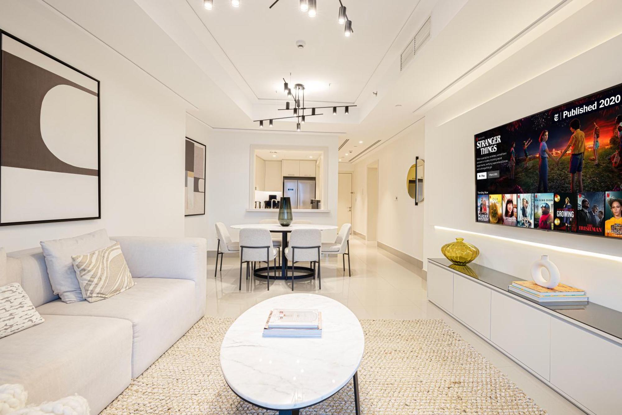 Stunning Burj & Fountain Views Luxury 2 Br Apartment