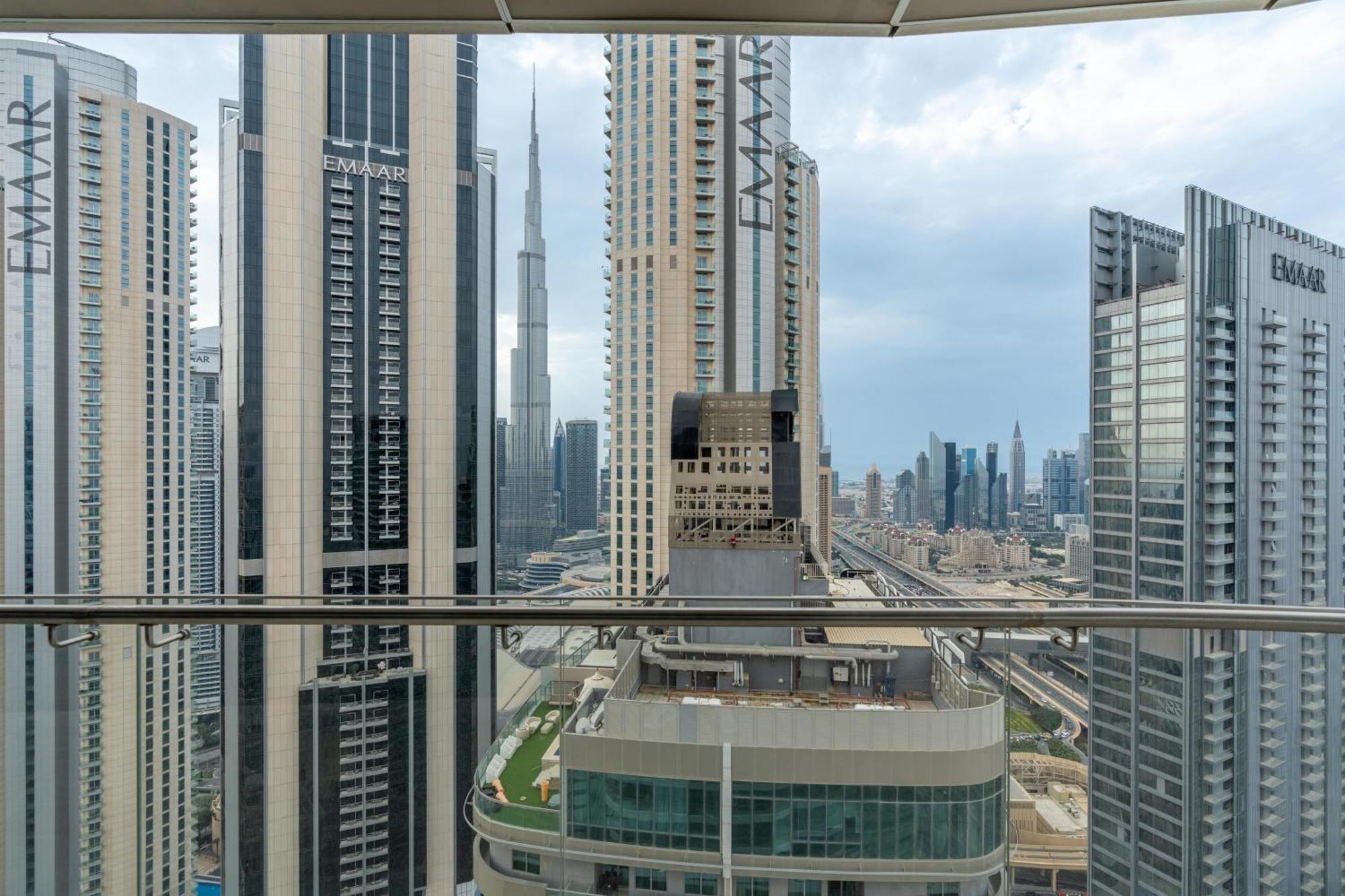Luxe 6br Penthouse With Burj View & Private Cinema
