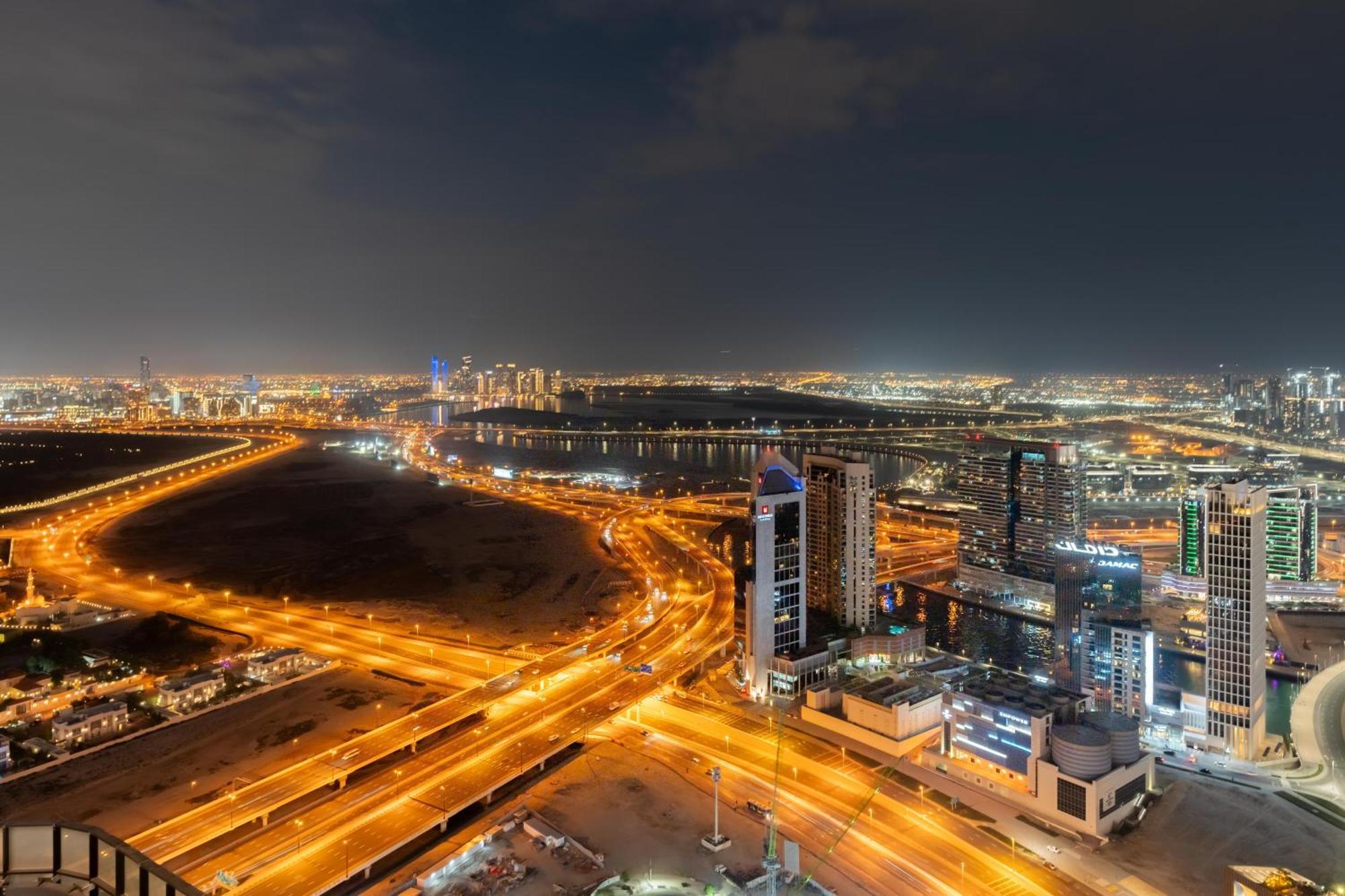Luxe 6br Penthouse With Burj View & Private Cinema Apartment *