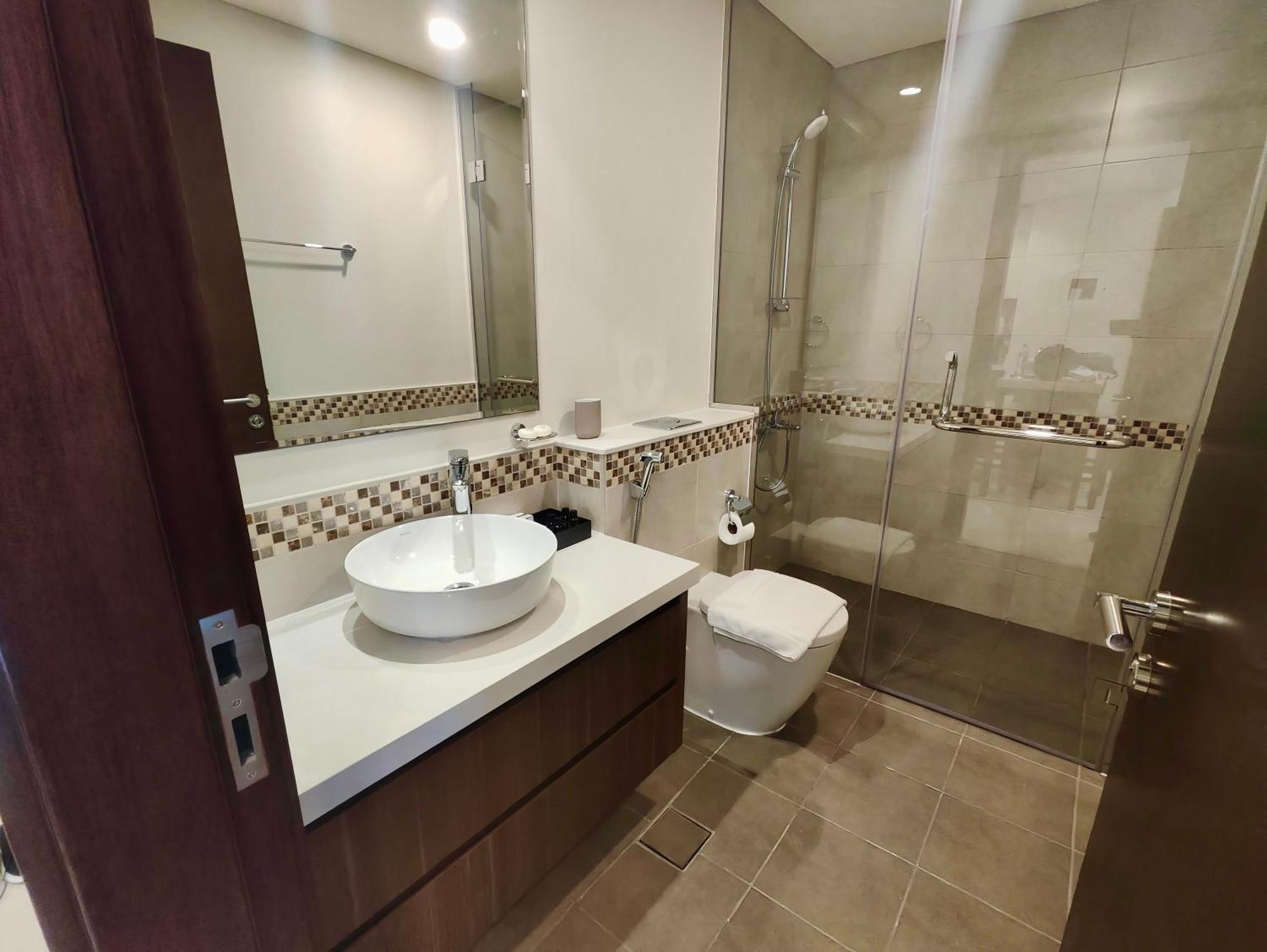 Lux I Vera Residences I Burj Views Apartment *