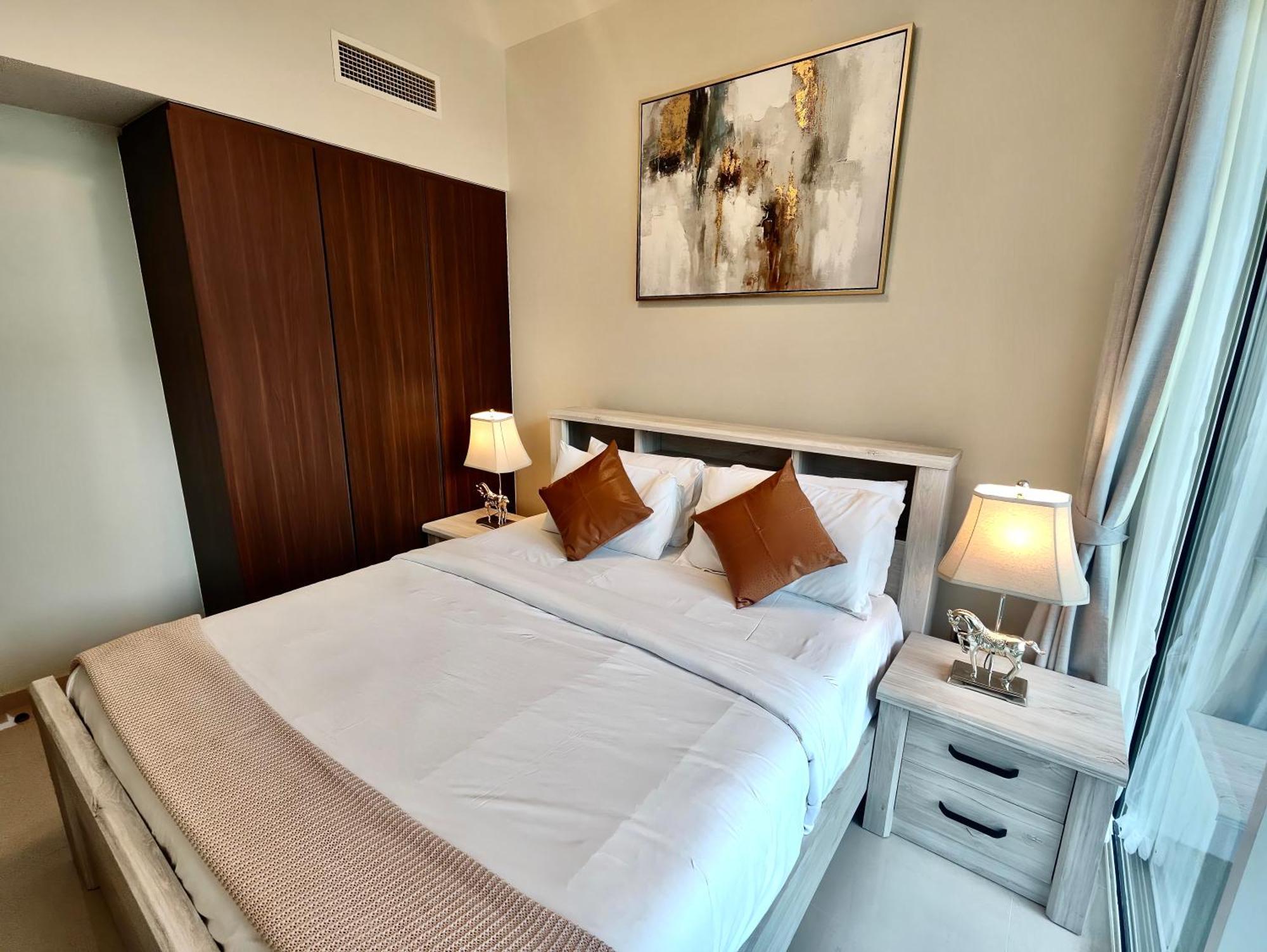 Lux I Vera Residences I Burj Views