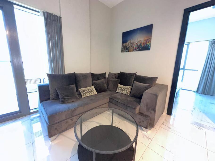 Mag 510: 2-bedroom Elegance * Dubai