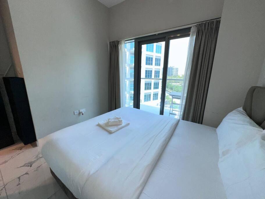 Mag 510: 2-bedroom Elegance * Dubai