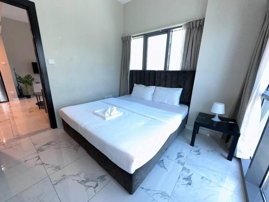 Apartment Mag 510: 2-bedroom Elegance Dubai
