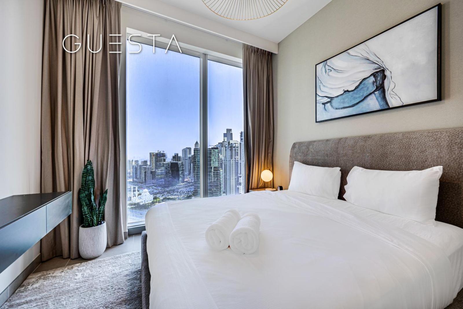 Apartment Tower - Fountain View, Downtown Dubai