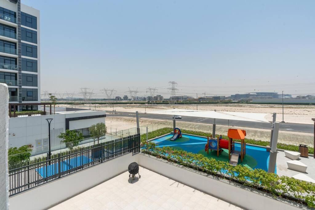 1 Bedroom - 12 Min From Downtown - Azizi Riviera Apartment