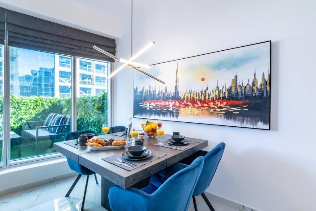 Apartment First Class 1br Stylish With Expansive Terrace *