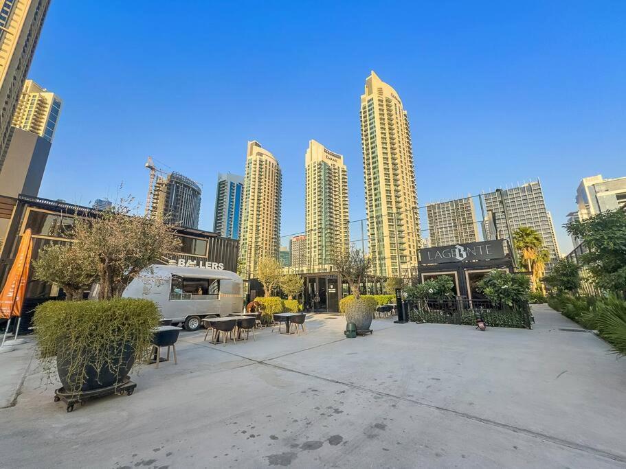 Apartment First Class 1br Stylish With Expansive Terrace Dubai