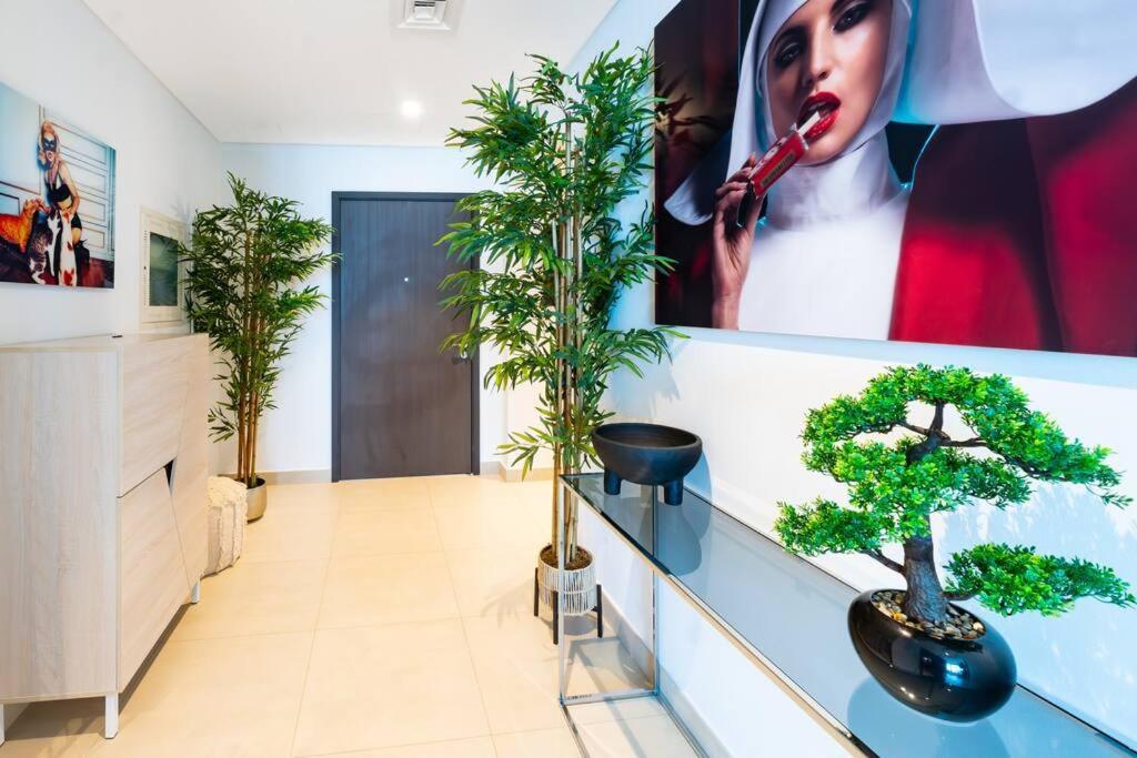 Downtown Views - Direct Access To Mall - 2bdr 50th Floor