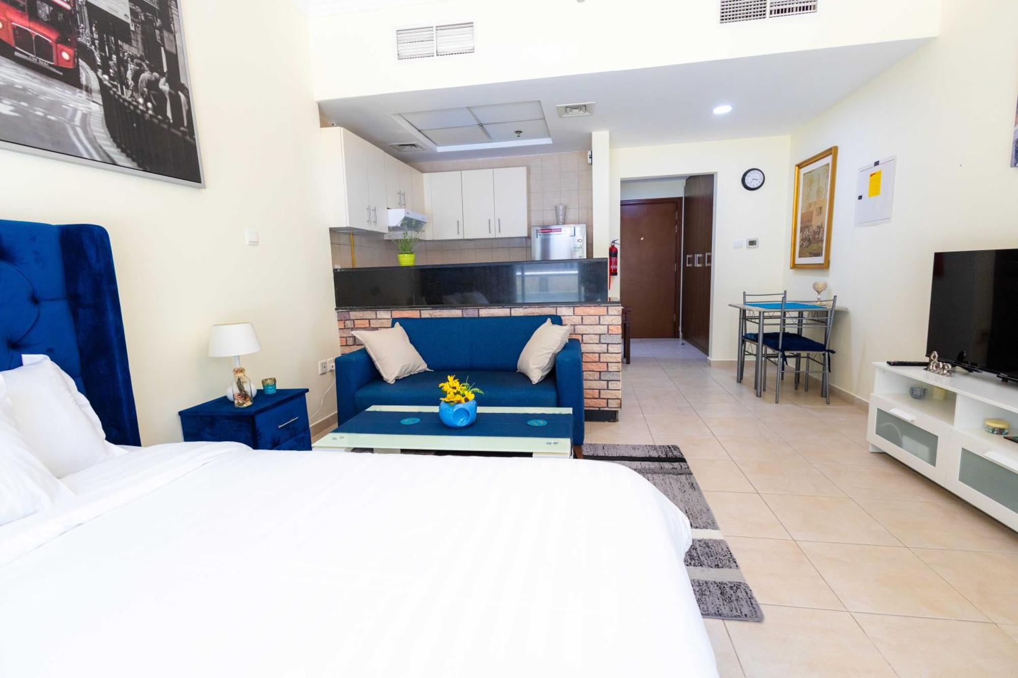 Lux Studio Apartment, Burj Al Nujoom * Dubai