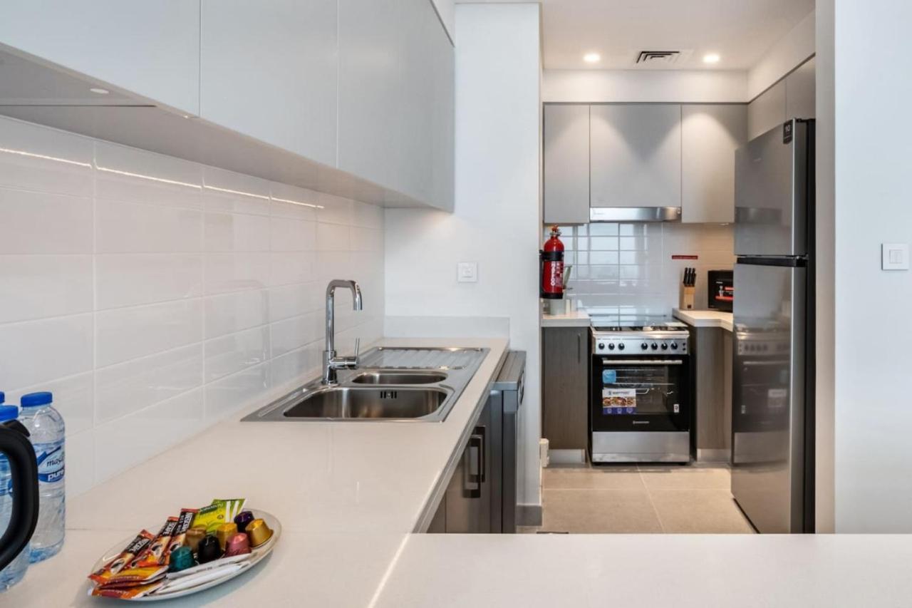 Apartment Stylish 2 Bedroom Retreat In Downtown *