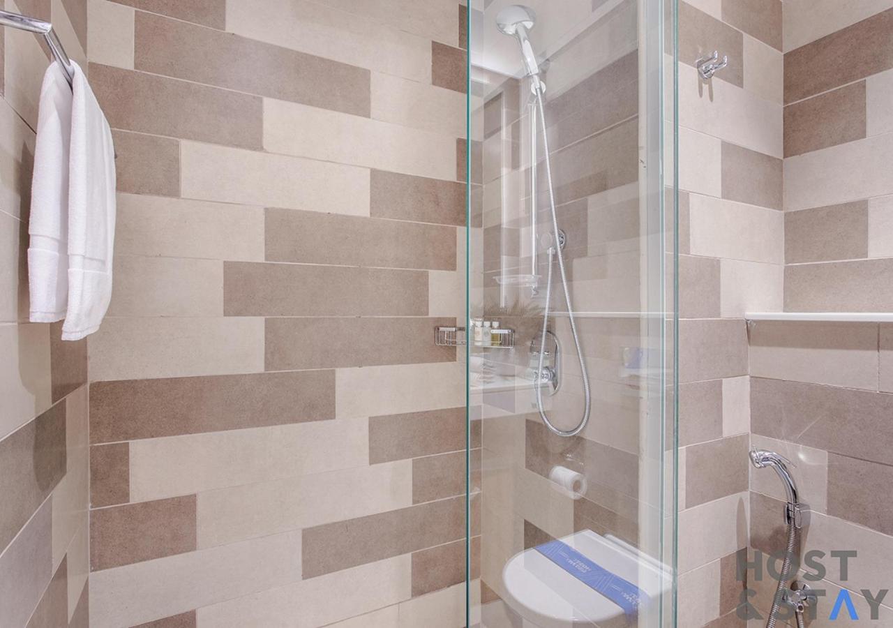 Luxurious 1br Palm Seven, Palm Jumeirah Apartment *