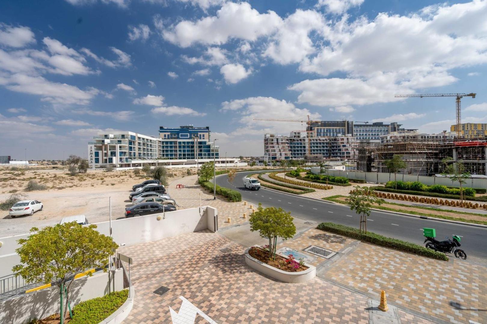 Guestready - Contemporary Urban Sanctuary
