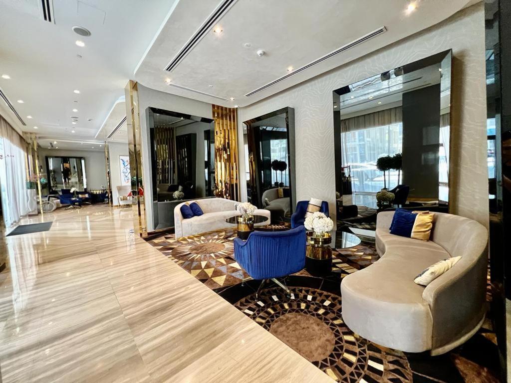 Modern Living In Majestine ,businessbay Apartment Dubai