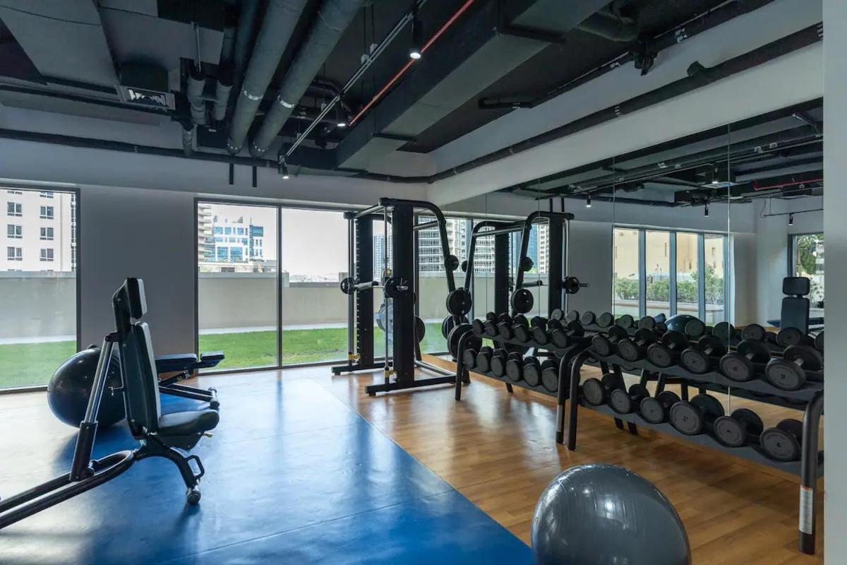 Apartment 1bedroom 2 Beds Burj Khalifa Views- 5min Walk To Burj Khalifa