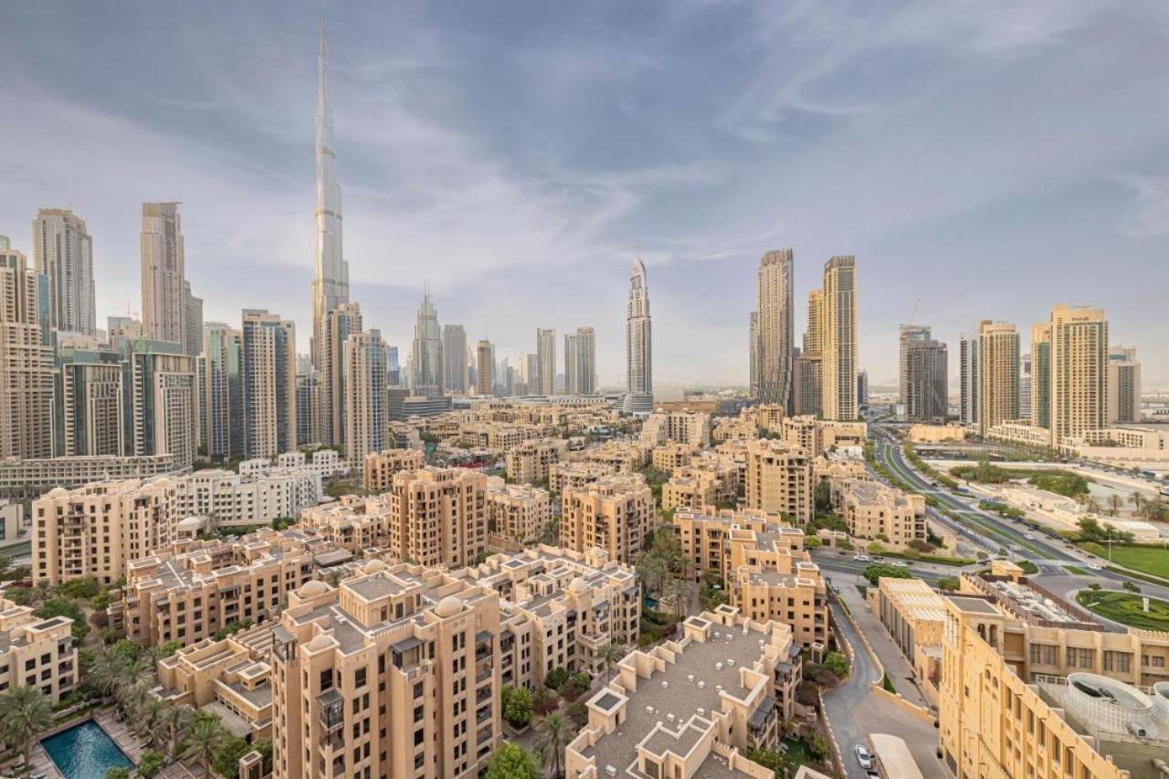 1bedroom 2 Beds Burj Khalifa Views- 5min Walk To Burj Khalifa Dubai