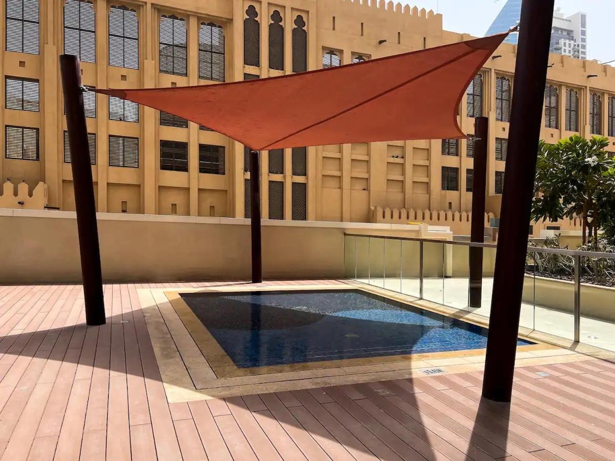 Apartment 1bedroom 2 Beds Burj Khalifa Views- 5min Walk To Burj Khalifa