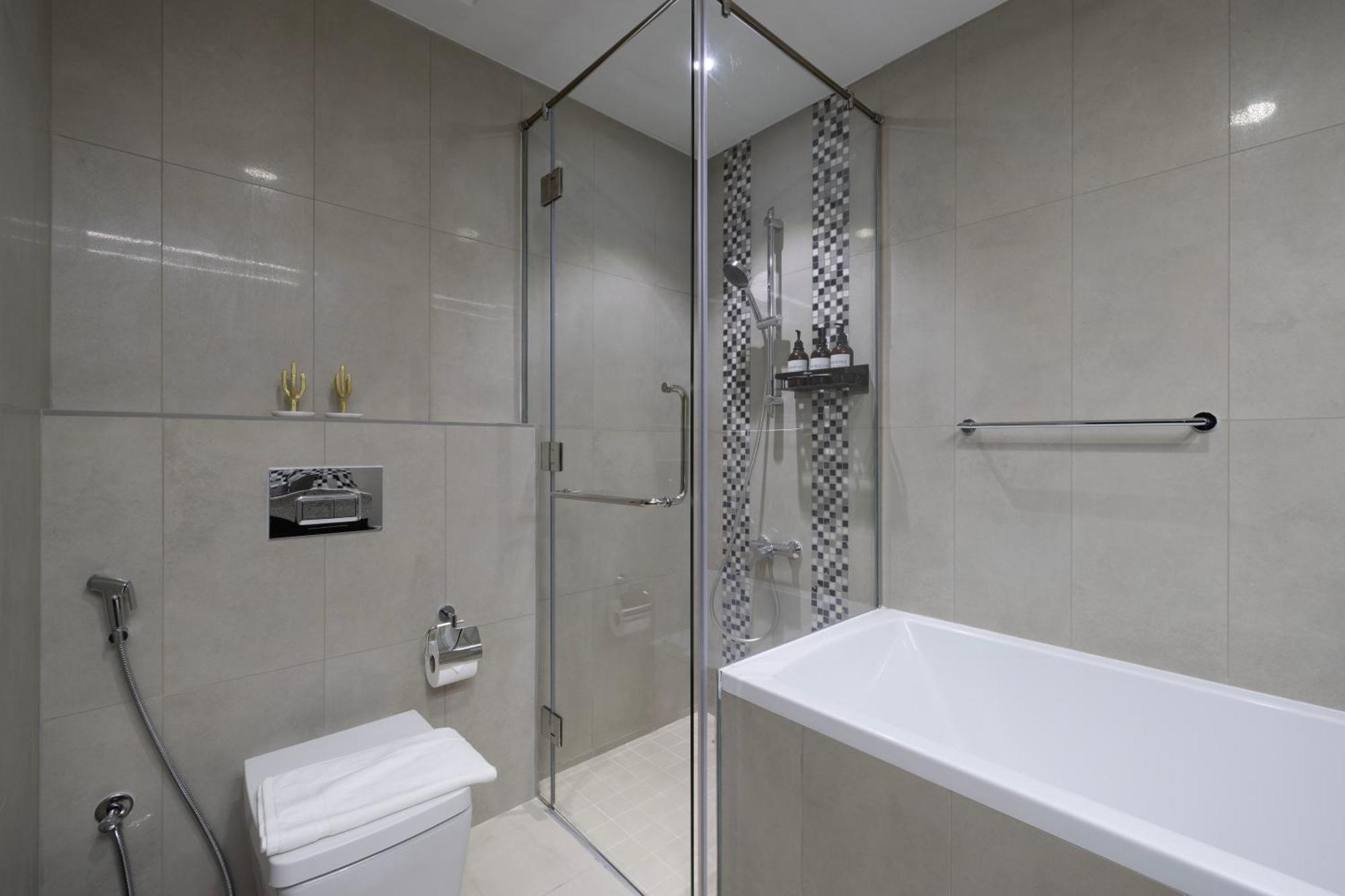 1bedroom 2 Beds Burj Khalifa Views- 5min Walk To Burj Khalifa *