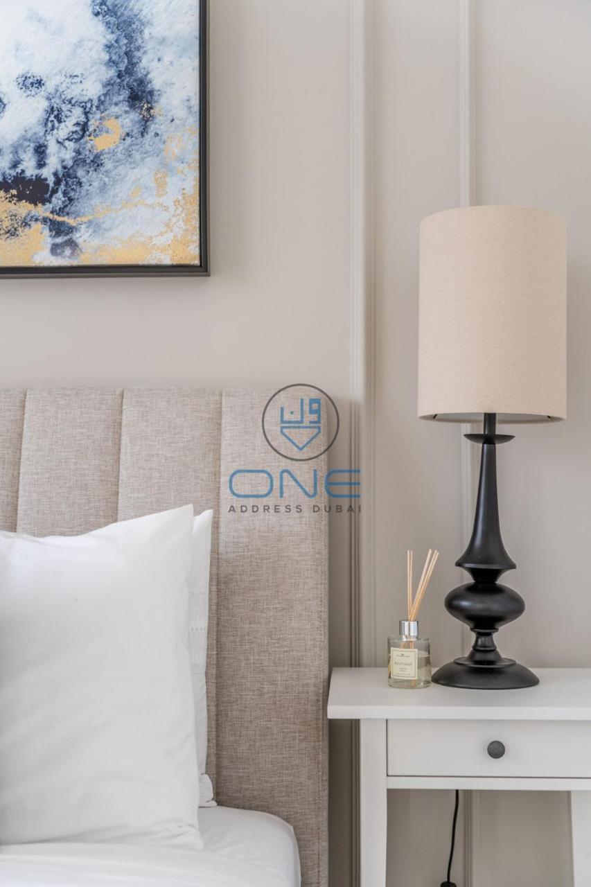 Aestethic & Comfort Designed Furnished 2 Bhk Aprt Ready To Move In