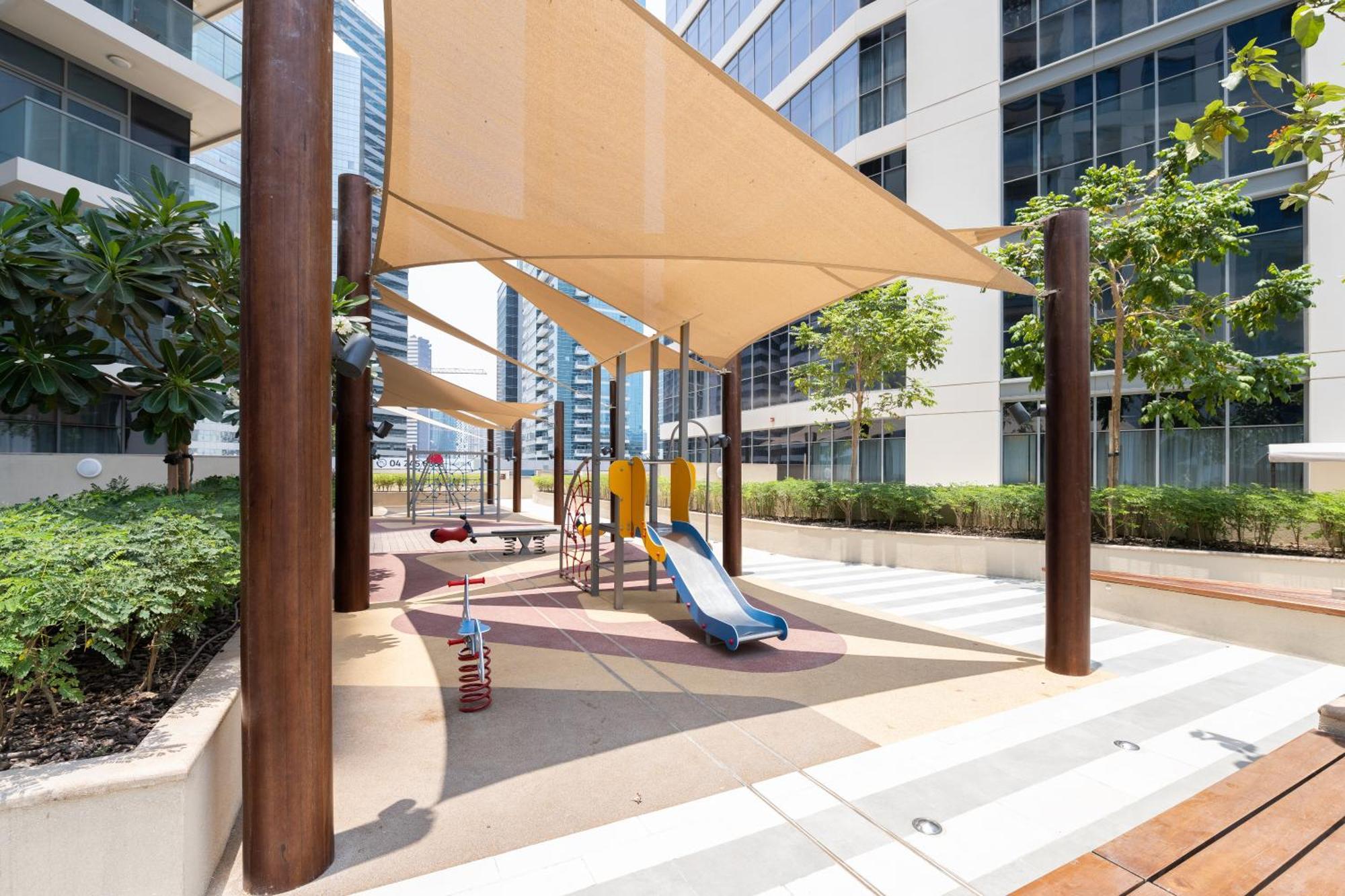 Elegant 1br At Bellevue