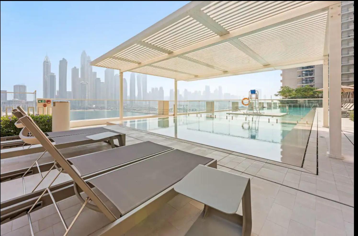 Spacious 2 Bhk Next To The - Sunrise Bay * Dubai