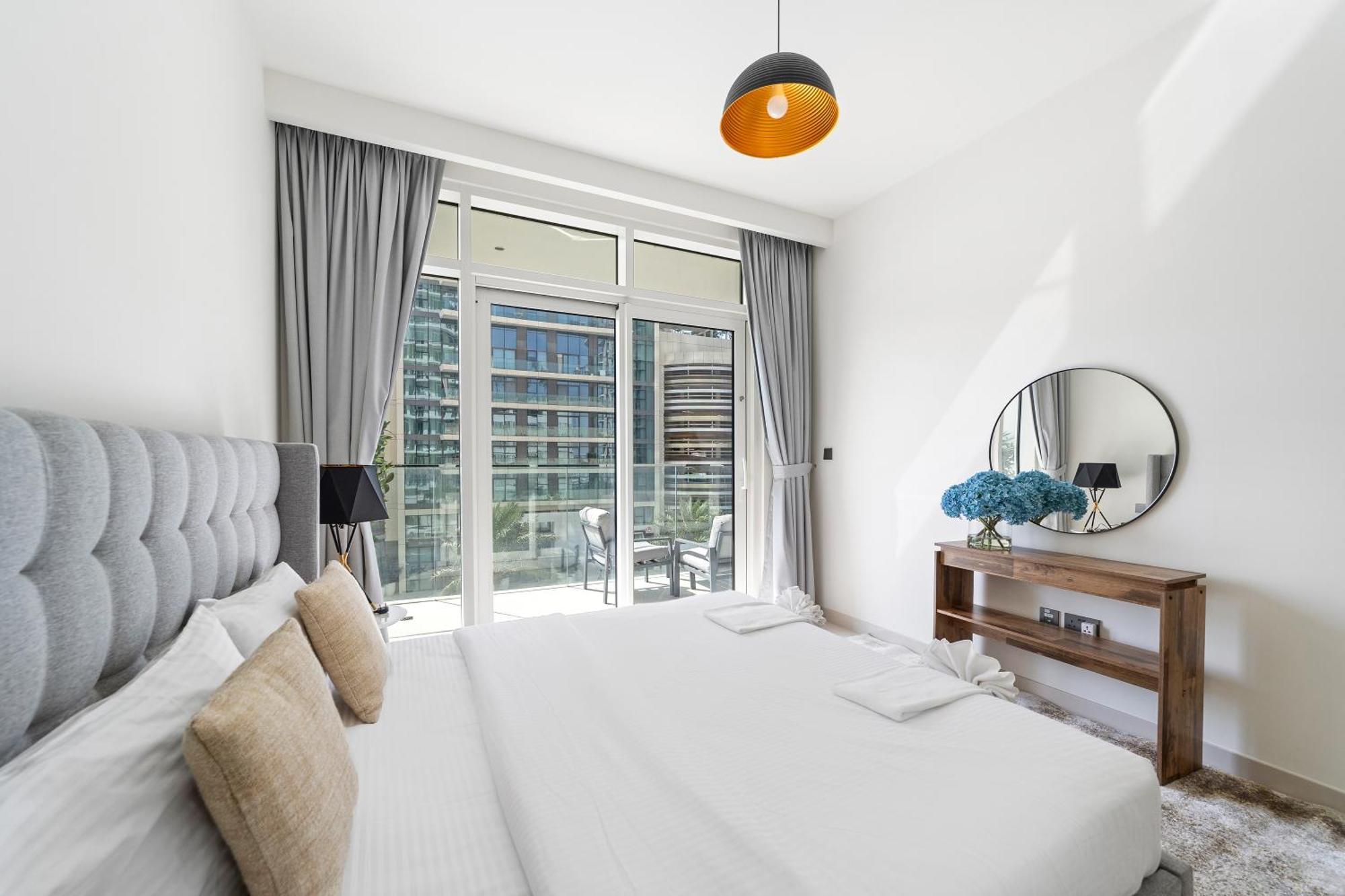 Apartment Spacious 2 Bhk Next To The - Sunrise Bay *