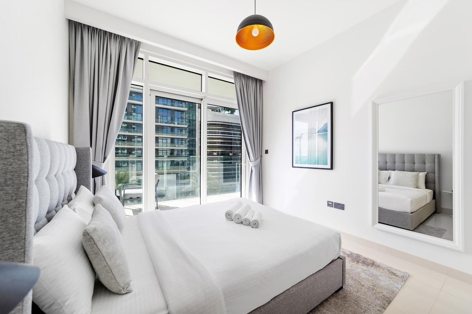 Apartment Spacious 2 Bhk Next To The - Sunrise Bay *