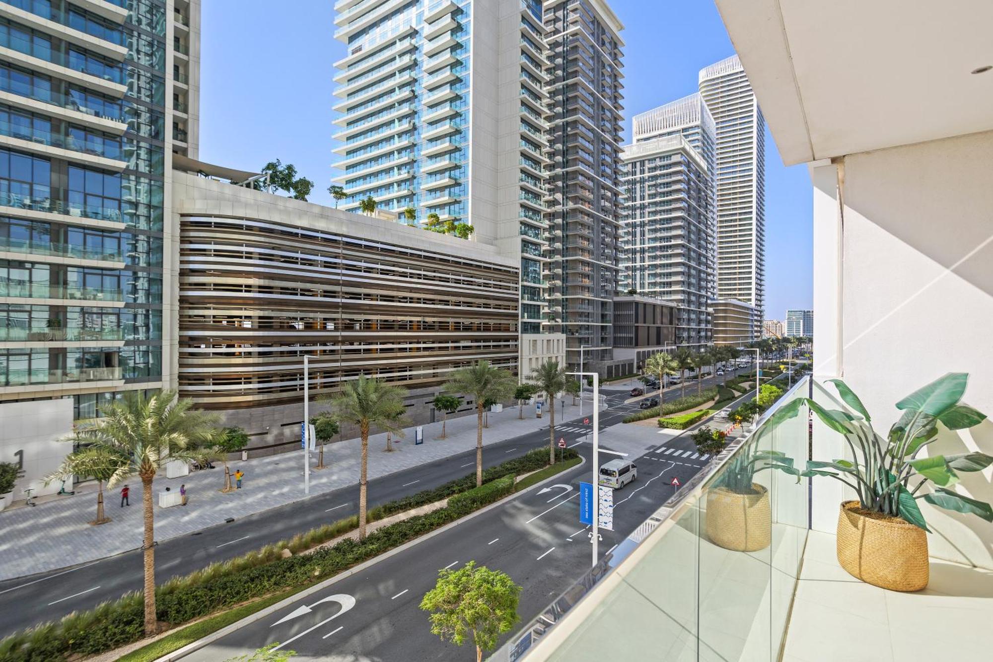 Apartment Spacious 2 Bhk Next To The - Sunrise Bay