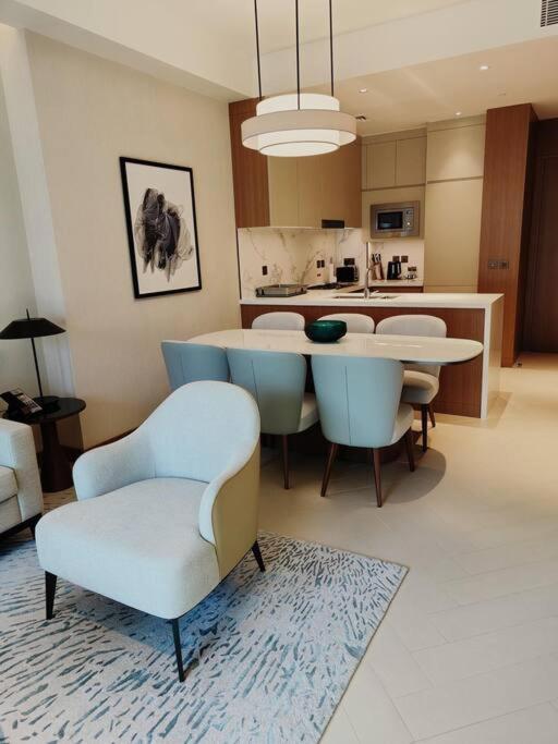 Luxury Of 1 Minute Walk To Burj Khalifa & D/opera Apartment Dubai