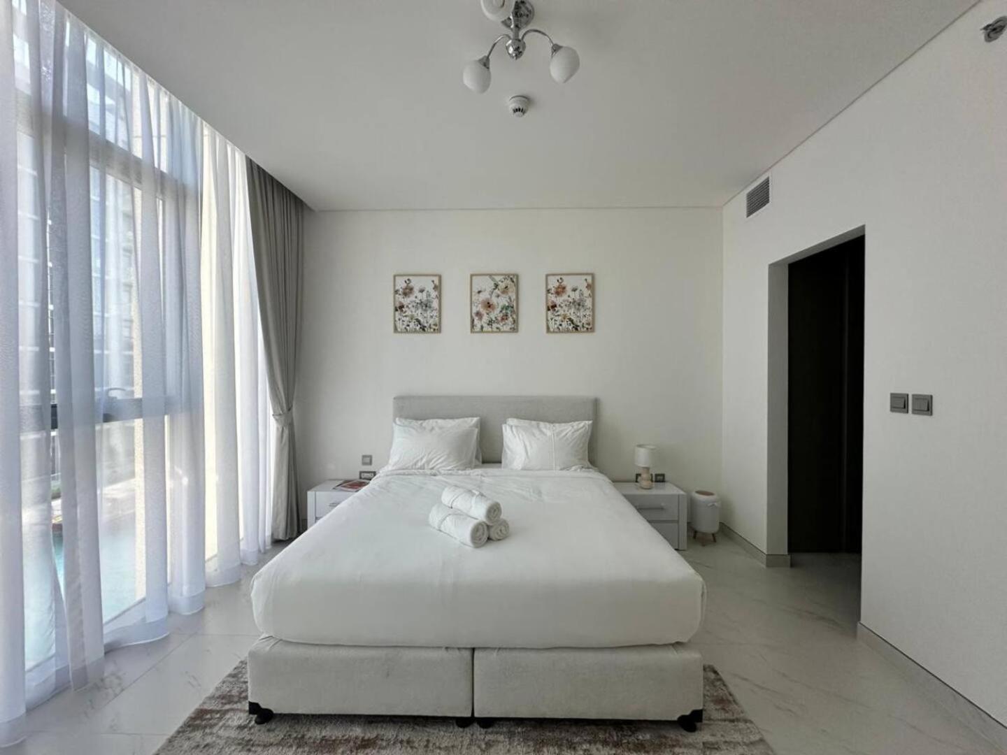 Apartment Spacious 1bedroom W Lagoon In Al Maktoum *