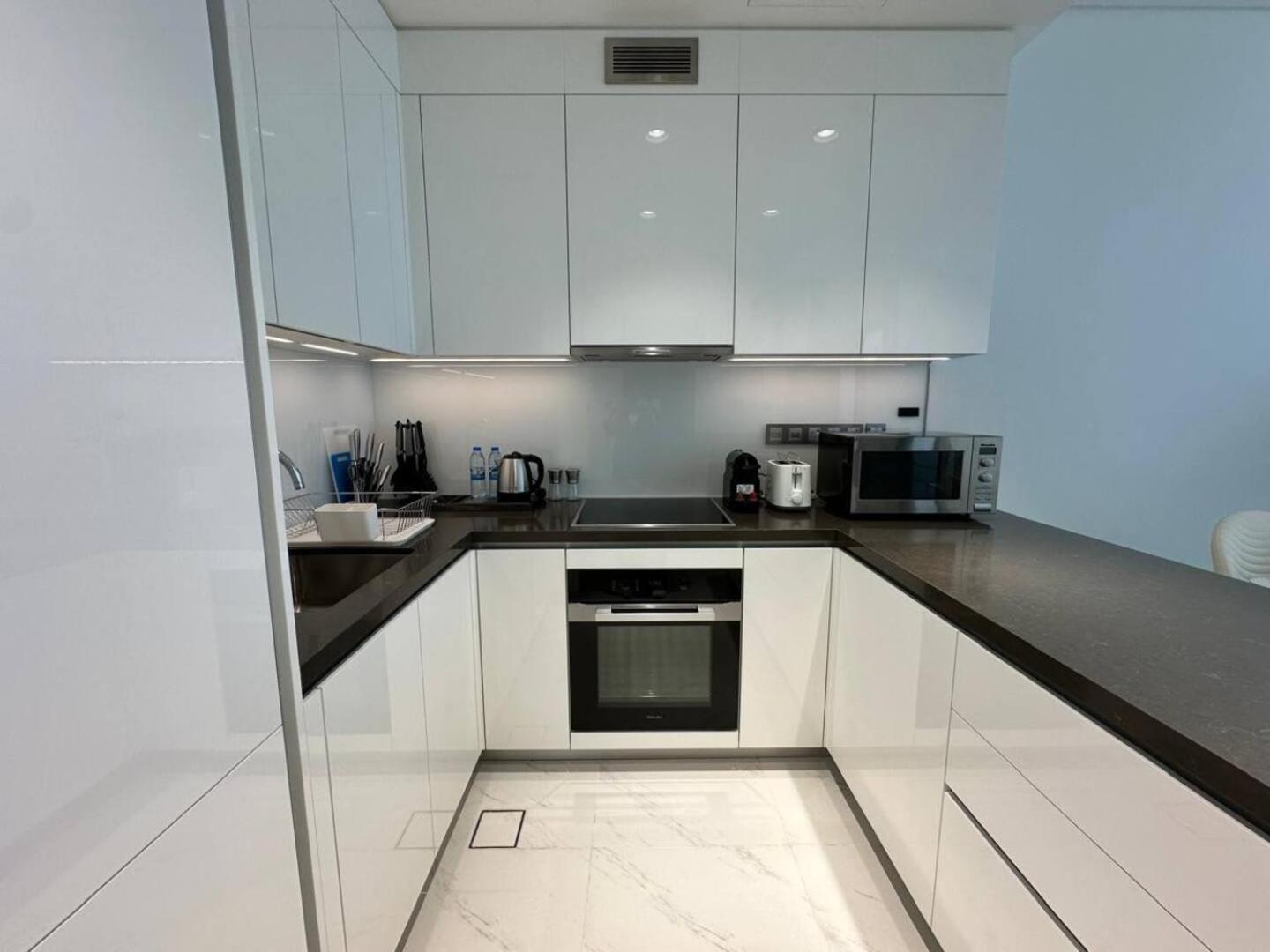 Apartment Spacious 1bedroom W Lagoon In Al Maktoum