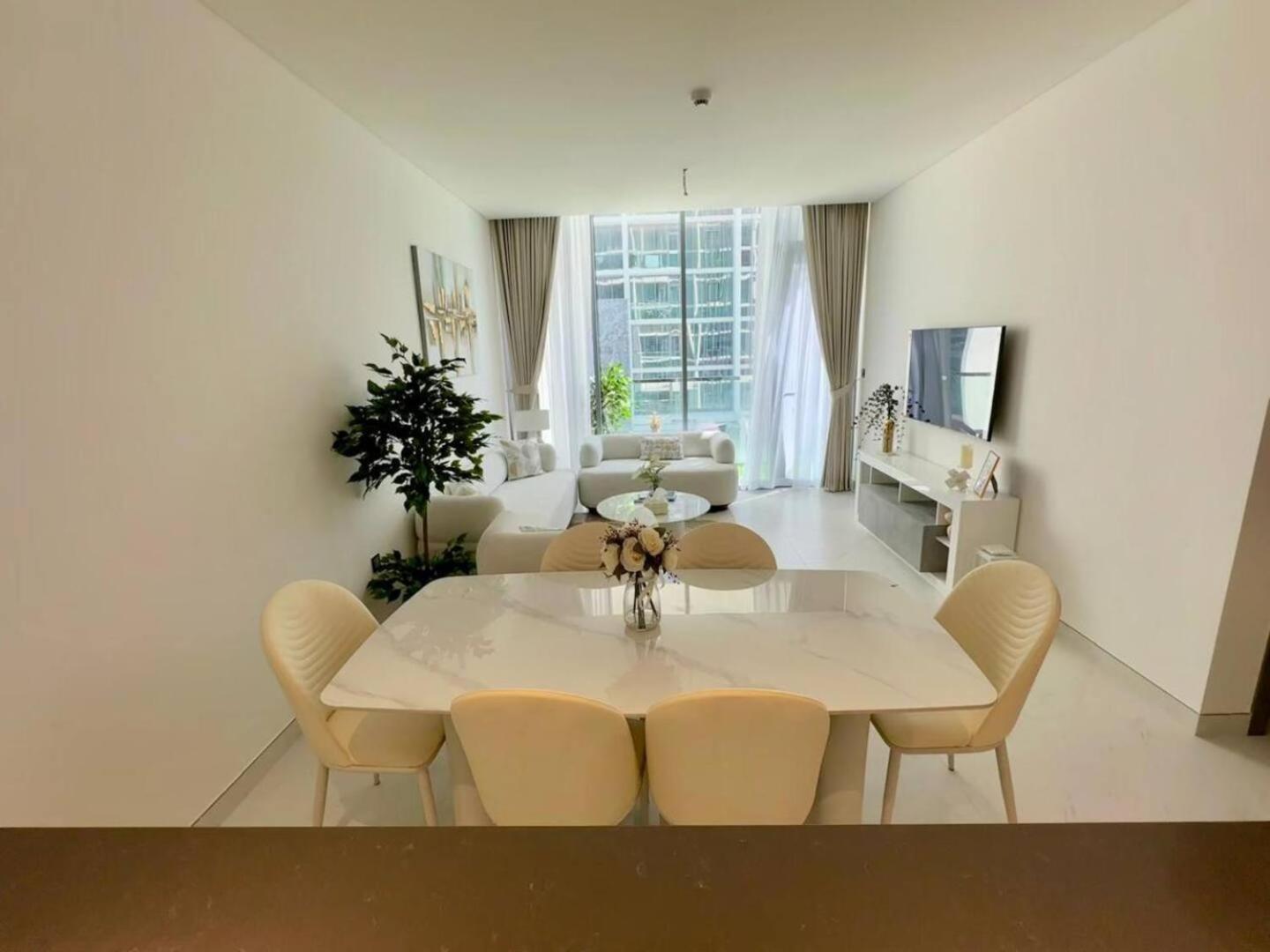 Apartment Spacious 1bedroom W Lagoon In Al Maktoum *