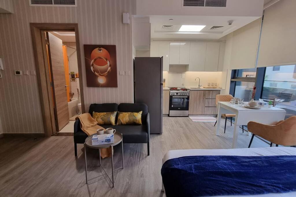 Apartment Comfortable In Mirdif Hills - Peaceful Living With Pool & Gym Amenities, Managed By Think Realty *