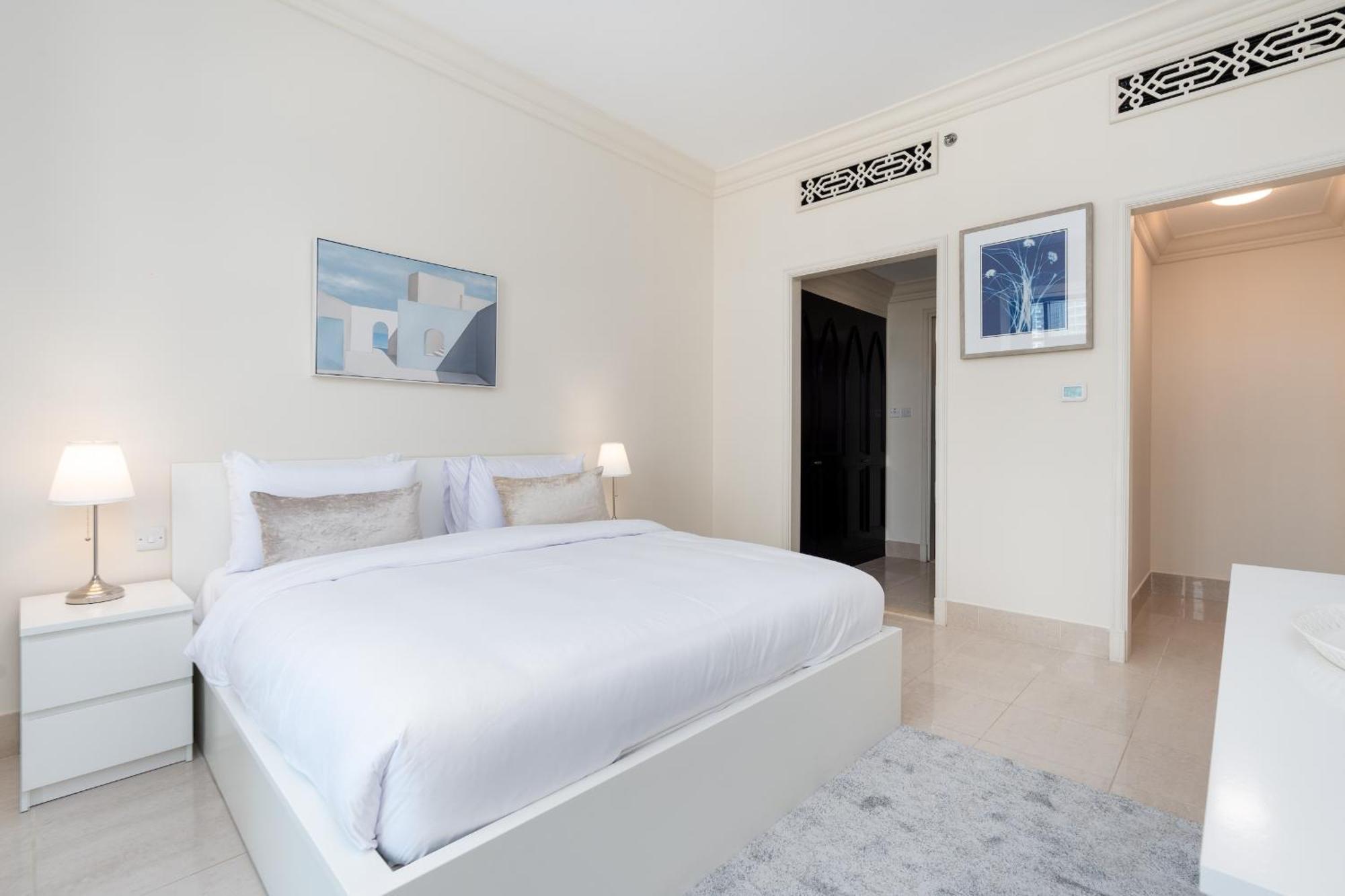 Souq Al Bahar & Downtown - Cityapartmentstay Dubai