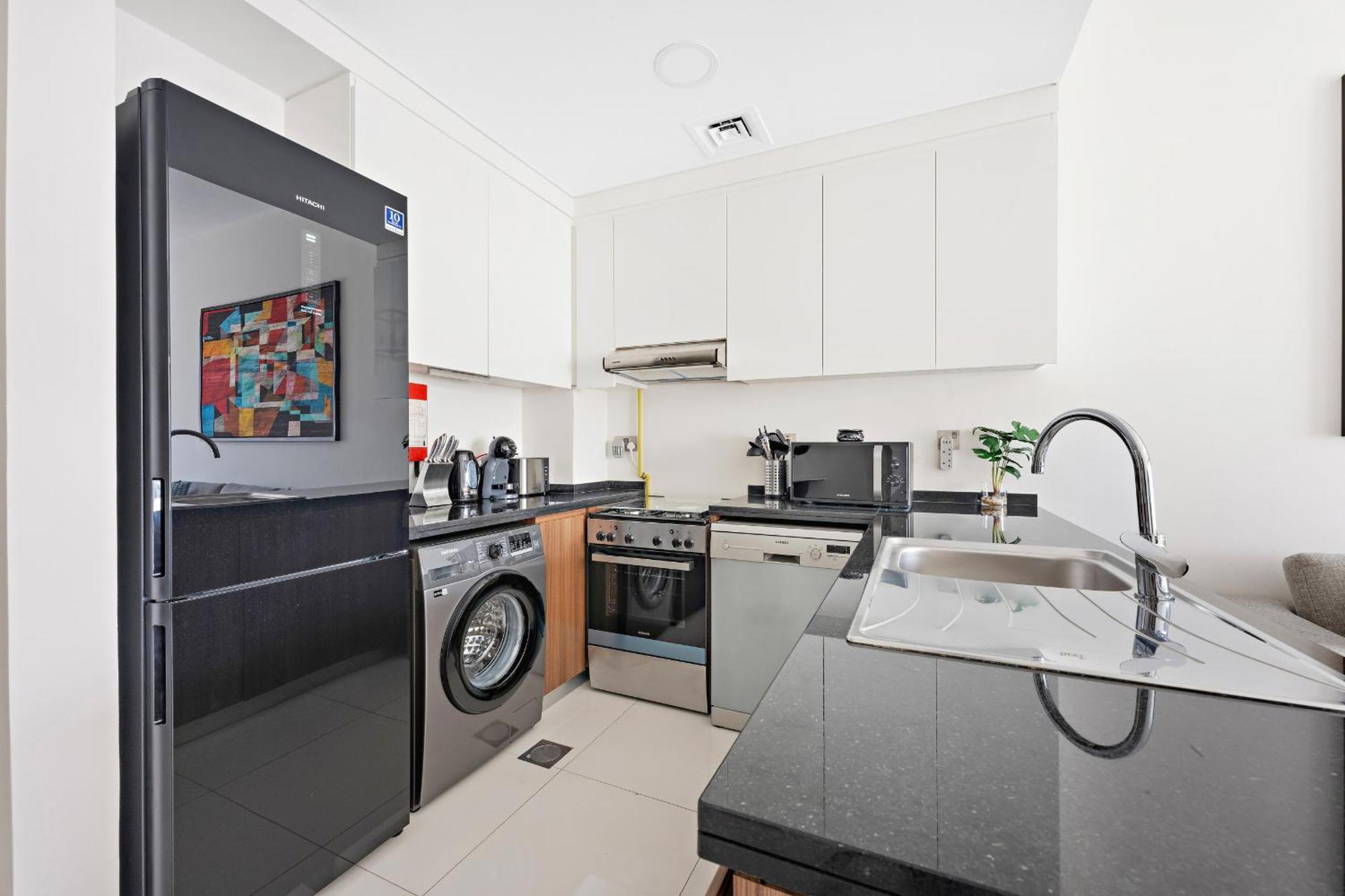 Vayk - Great 1bd Dubai