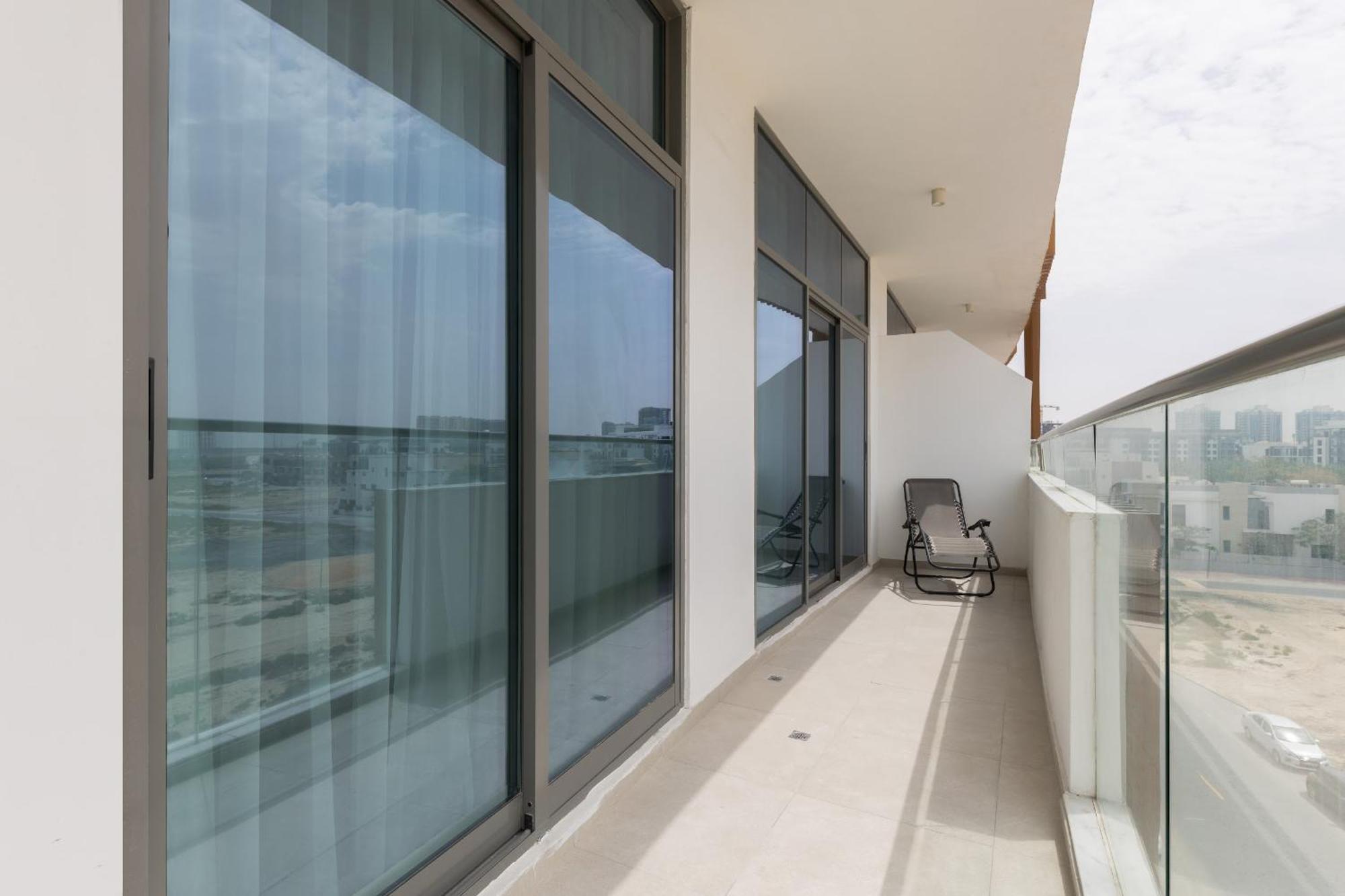 Splendid 1br In Living Garden Apartment *