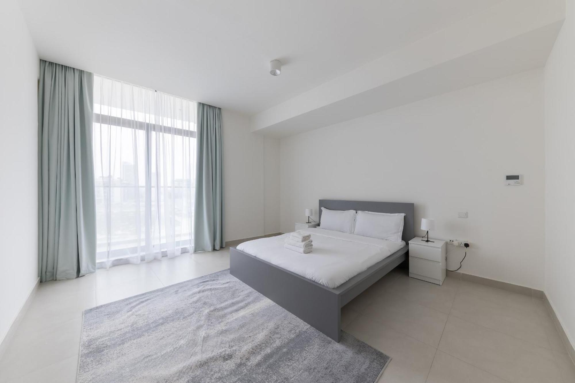 Splendid 1br In Living Garden Apartment Dubai