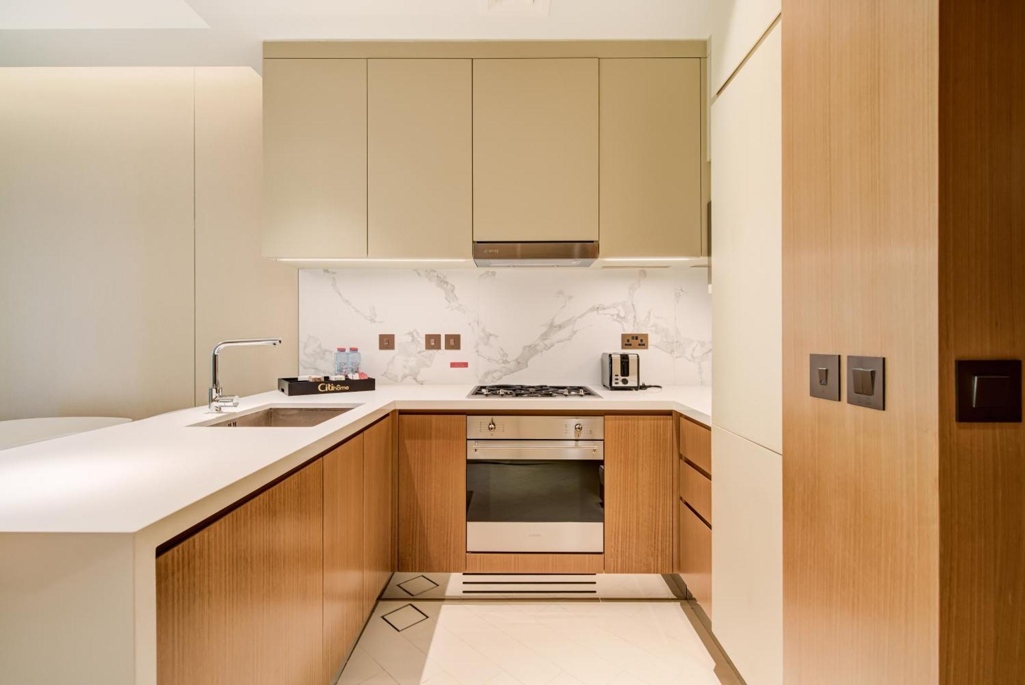 Citihome-2br At Address Opera In The Heart Of Downtown * Dubai