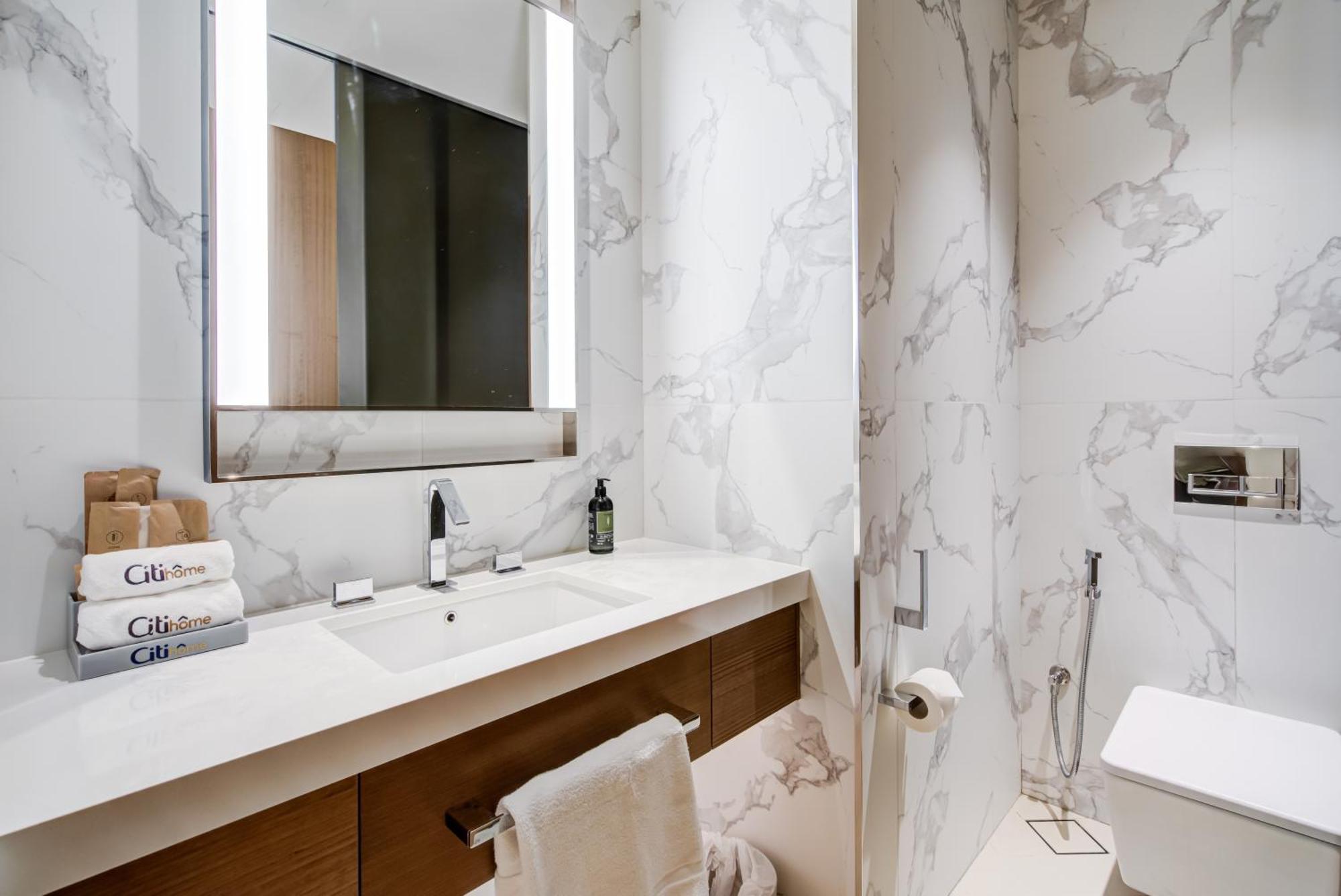 Citihome-2br At Address Opera In The Heart Of Downtown Apartment Dubai
