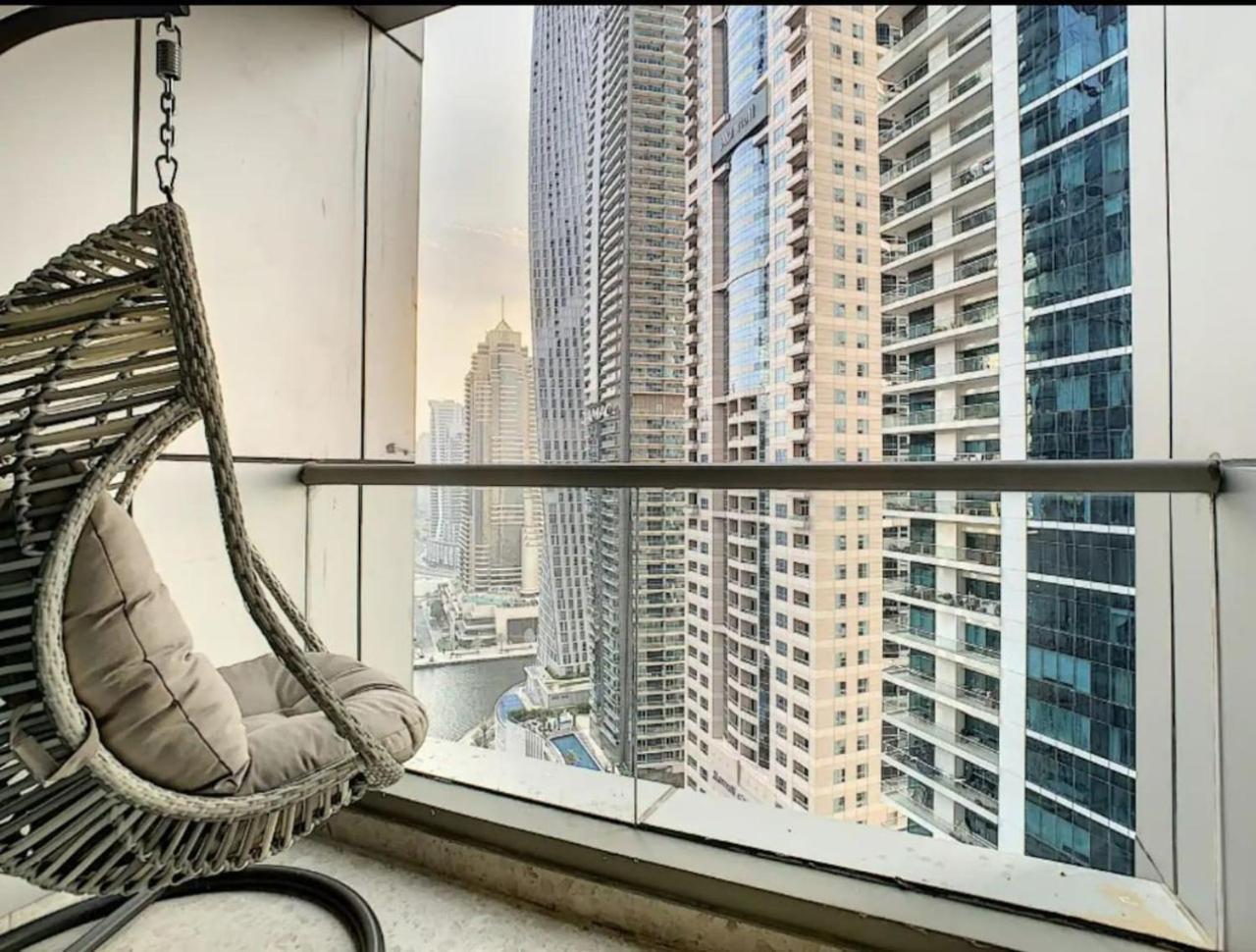 Torch Tower - Fashionable Two Bedroom